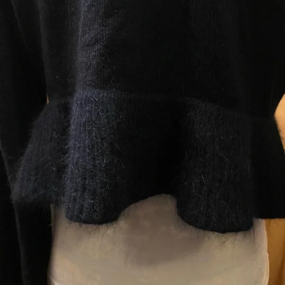 WHBM NWT Wool Rabbit Blend Ruffle Shrug Sweater Cardigan Bolero - Sz M - Picture 7 of 14